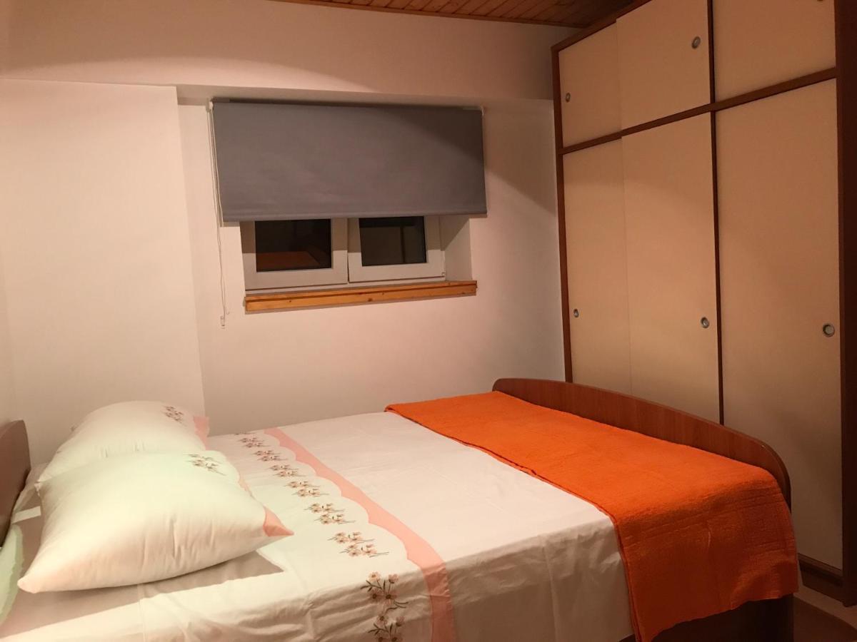 Grdelin Apartment Omis Luaran gambar